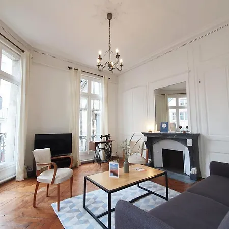 Apartman L'haussmannien Balcon 6 Pers 67m2